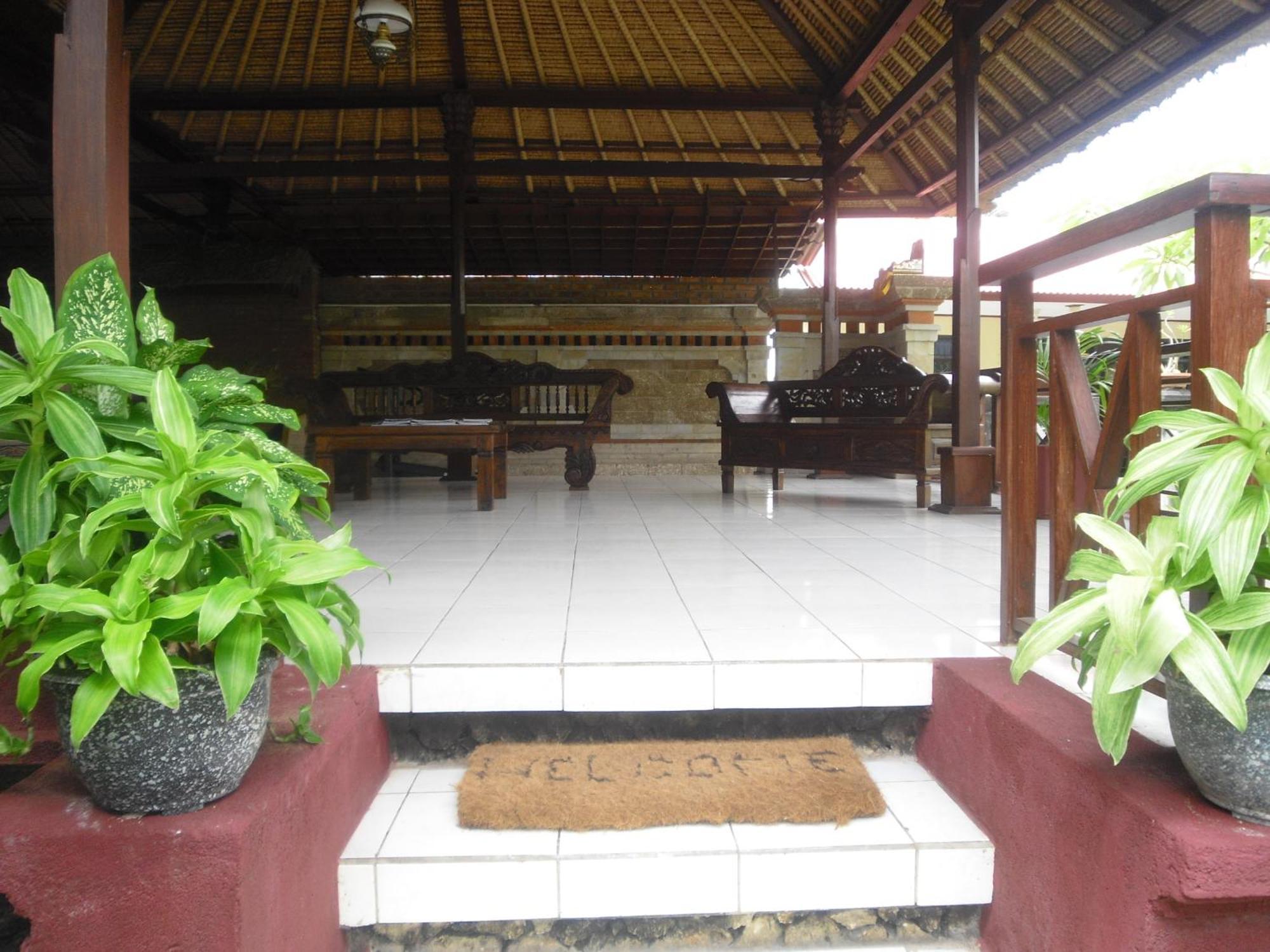 D' Kubu Pratama Homestay Нуса-Дуа Екстер'єр фото